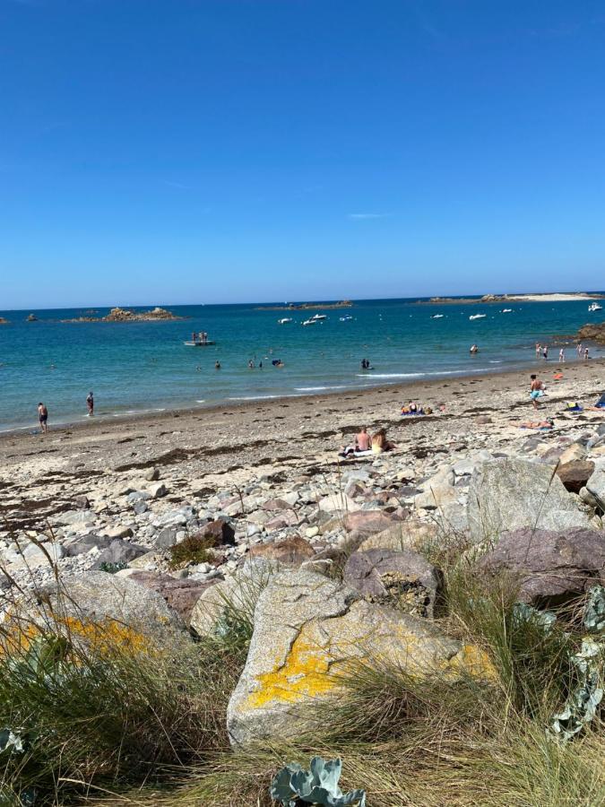 Gite Independant En Duplex Proche Mer Cote De Granit Rose Pleubian Exterior photo